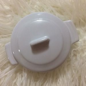 Round Mini Cocotte White with Lid